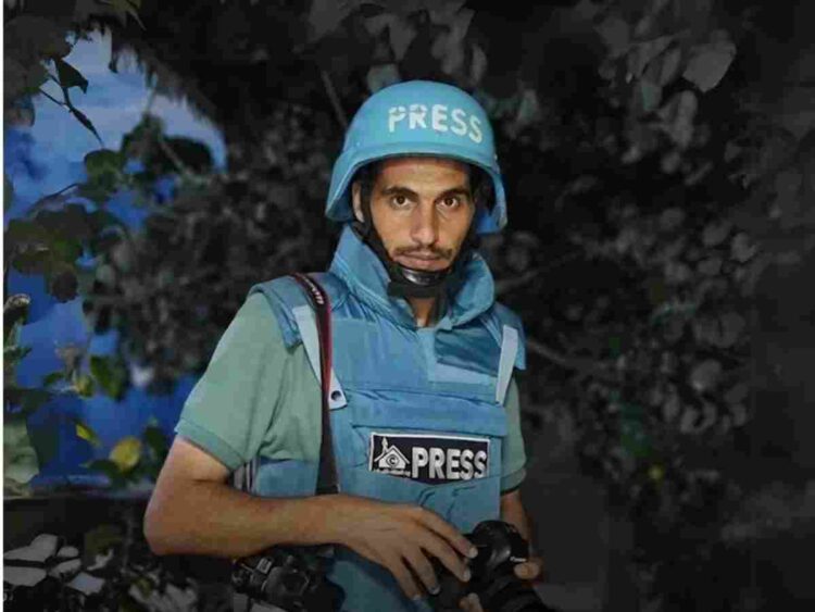 Israel kills journalist Hassan Eslaih in Gaza hospital strike