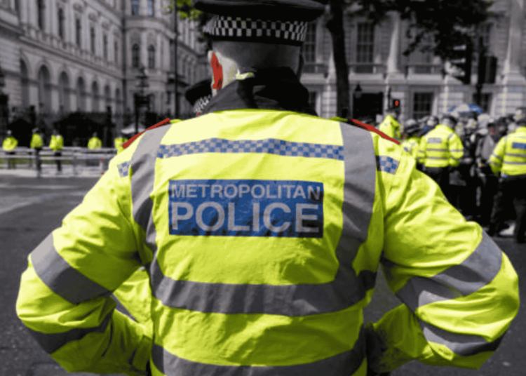 met police strip searched child q
