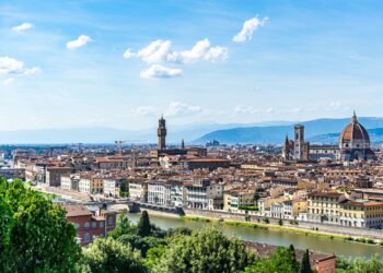 How to Get the Right to Live in Italy: Complete Guide to Residency Visas