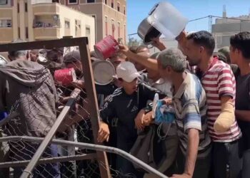 Israel starves Palestinians Gaza