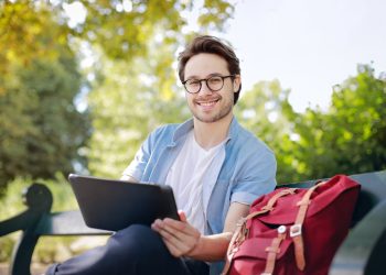 Creating Repeat Players: What Makes an Online Casino Worth Returning To
