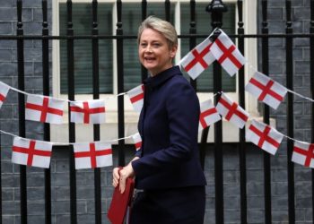 Yvette Cooper flag