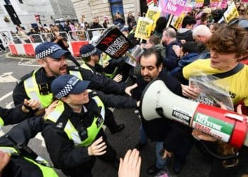 Stand Up To racism