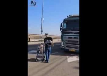 Israeli baby blocking truck