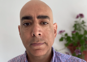 Swiss government detains journalist