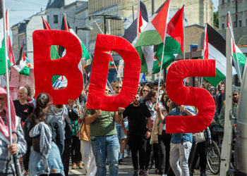 BDS campaigners protest against Israel's genocide