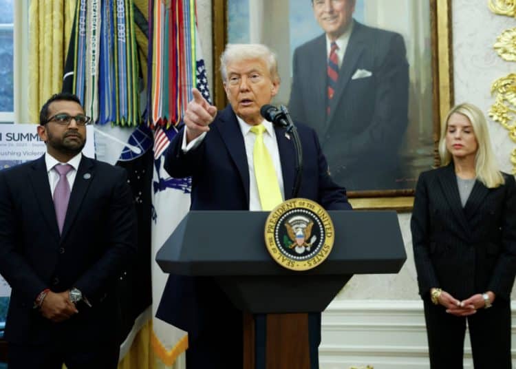 trump pipe bomber