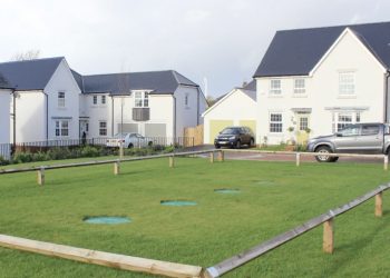 Home developers adopt costly gas system
