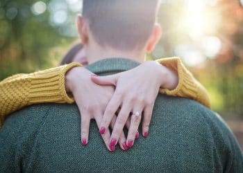 Why Engagement Rings Look Different in 2025
