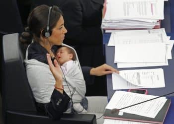 Working parents image showing Italian MEP Licia Ronzulli with daughter Vittoria