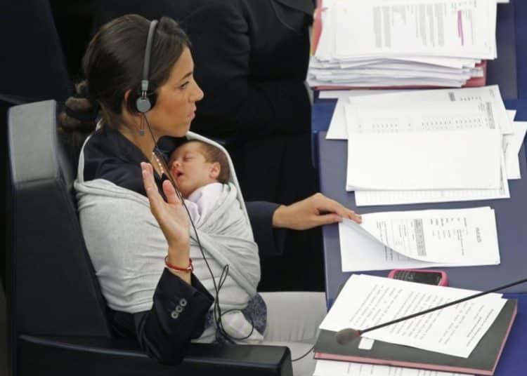 Working parents image showing Italian MEP Licia Ronzulli with daughter Vittoria