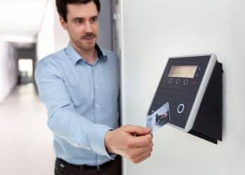 How membership-based businesses can streamline sign-ups with instant card printing