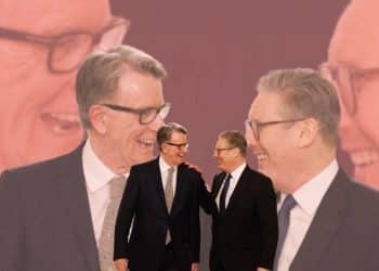 Images of Keir Starmer and Peter Mandelson