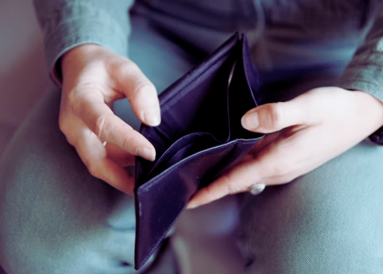 Cost of living crisis leaves Brits out of pocket