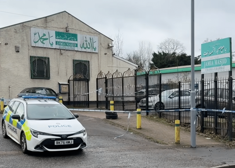 Muslim man stabbed outside mosque in Smethwick