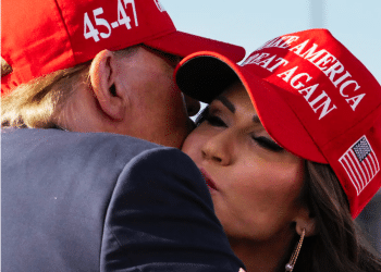 Trump fires Kristi Noem