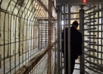 Israel turns worshippers away from from Ibrahimi mosque, Hebron