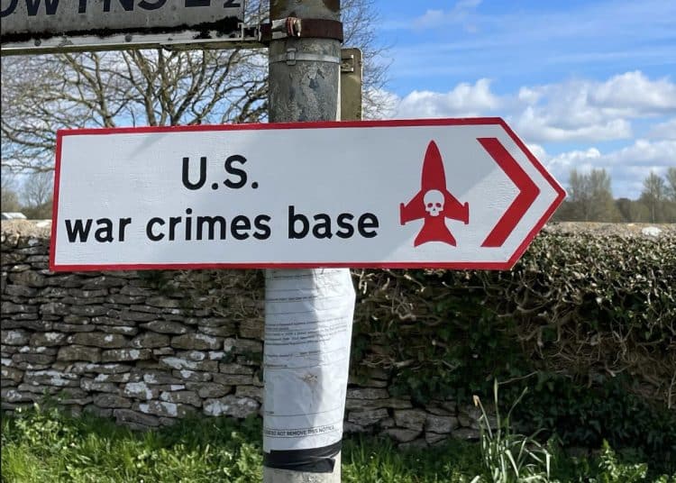 Sign to US war crimes base in Fairford