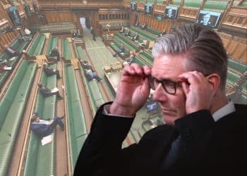 Starmer in front of parliament