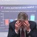Keir Starmer in front of a bad poll Labour