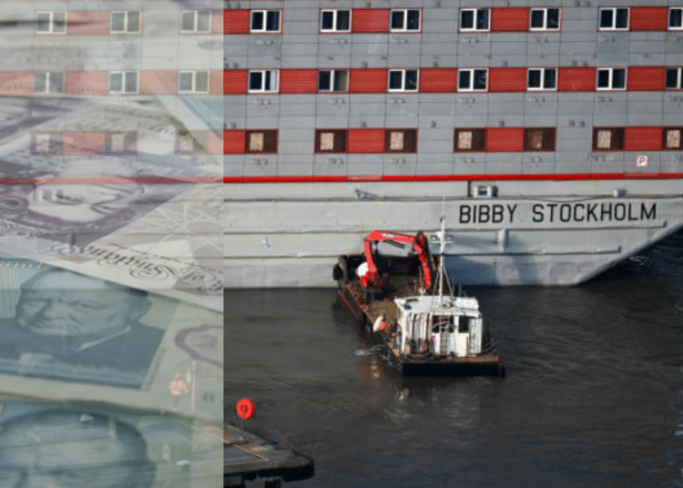 UK government overcharged by contractor