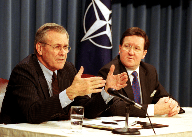 Lord Robertson with US Secretary of Defense Donald Rumsfeld at the Pentagon (2001)