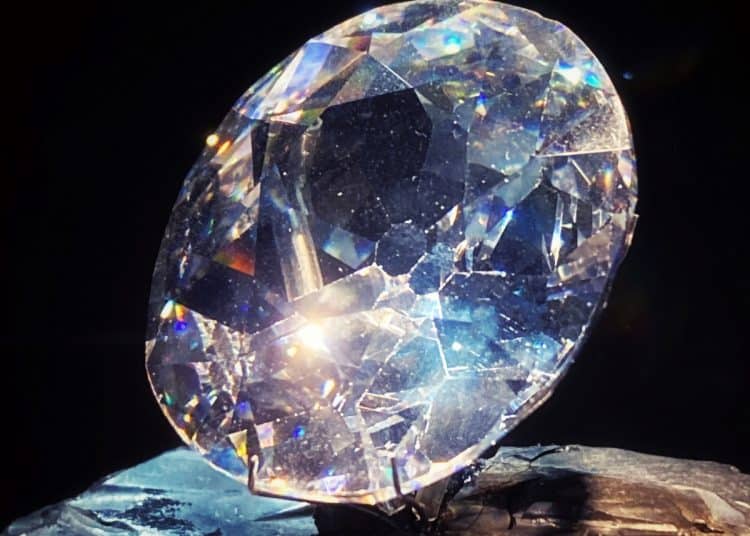 Replica of the Koh-i-Noor diamond