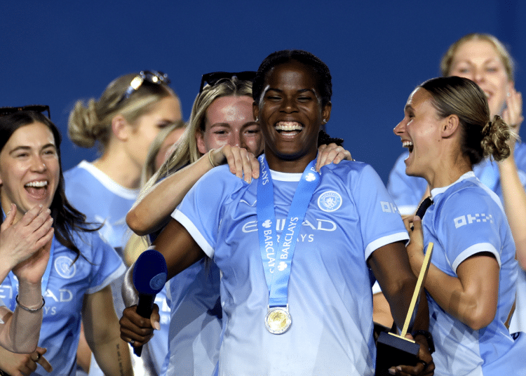 Khadija Bunny Shaw confirms new 4 year deal with Manchester City