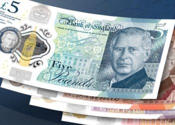 Image of UK banknotes, illustrating pay ratio between CEOs and workers
