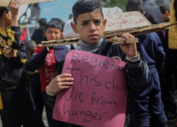 Israel chokes off aid to Gaza