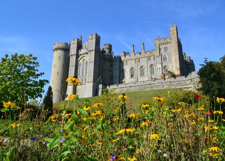 "The beautiful flower spring scenery of Arundel castle , West Sussex, United Kingdom."