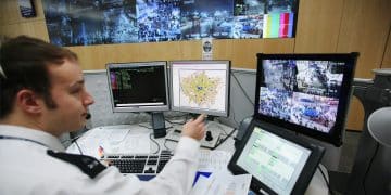 A police officer in front of computers, AI use