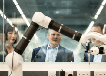 Refugee child safety threatened by Labour AI plans
