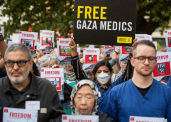 NHS healthcare workers rally for detained Gaza medics
