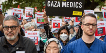 NHS healthcare workers rally for detained Gaza medics