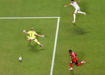 Algeria vs Austria in Kansas City for the 2026 World Cup. Riyad Mahrez equalises.