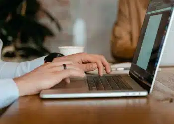 How Migrant Workers Can Use Payroll Records to Verify Fair Compensation