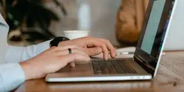 How Migrant Workers Can Use Payroll Records to Verify Fair Compensation