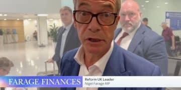 Nigel Farage shouting at a journalist