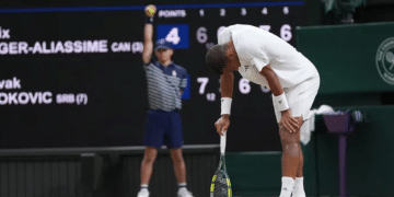 Novak Djokovic continues to show his class as he won a 5 hour match to reach the semi finals of Wimbledon