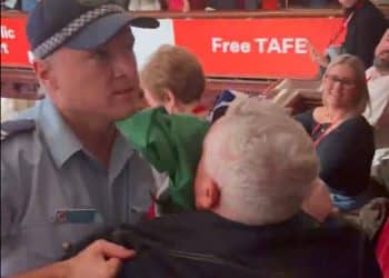 Watch: police violently remove elderly Palestine flag-holders from NSW Labor conference